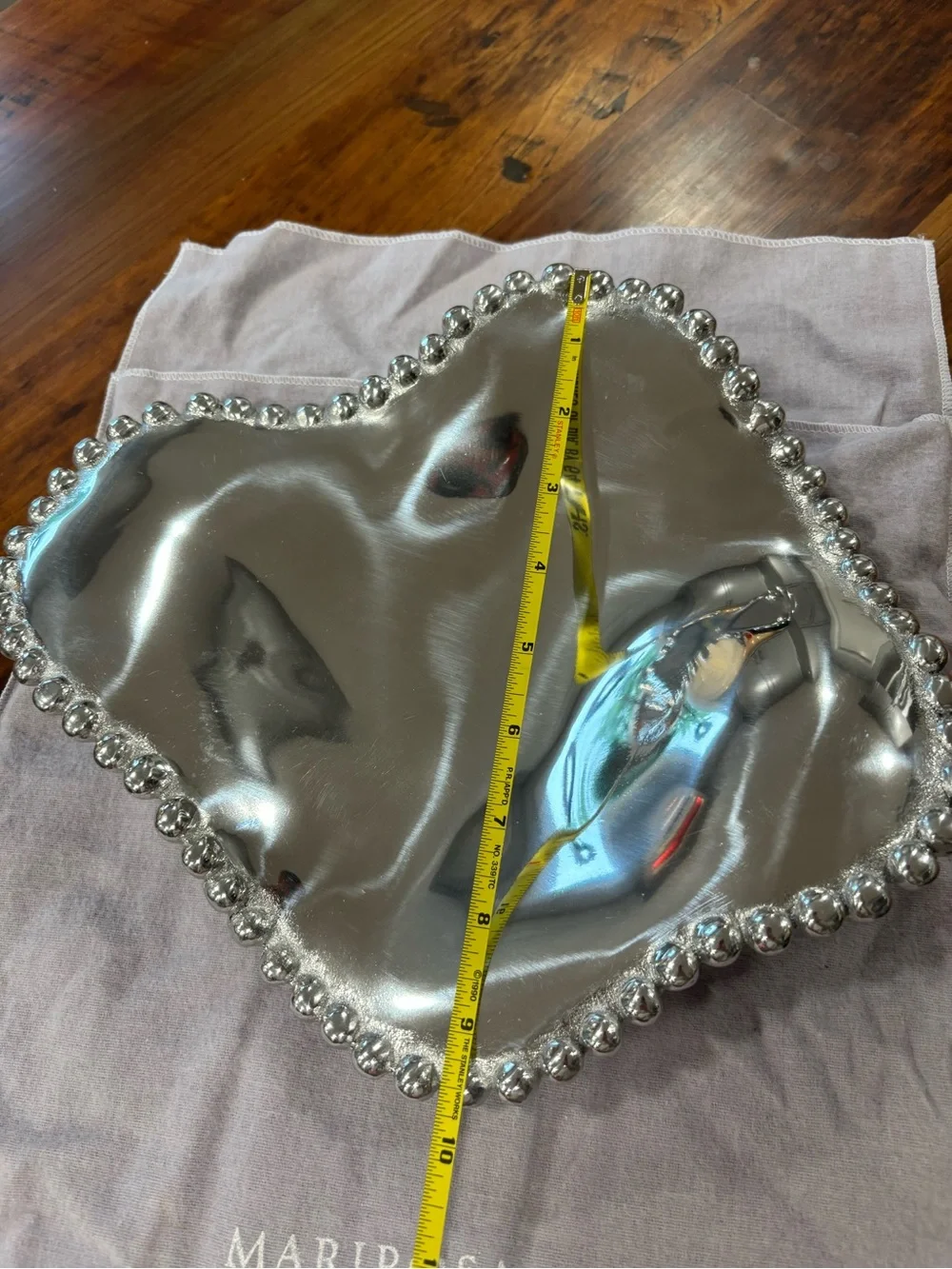 Mariposa String of Pearls Collection Small Oyster Server NIB